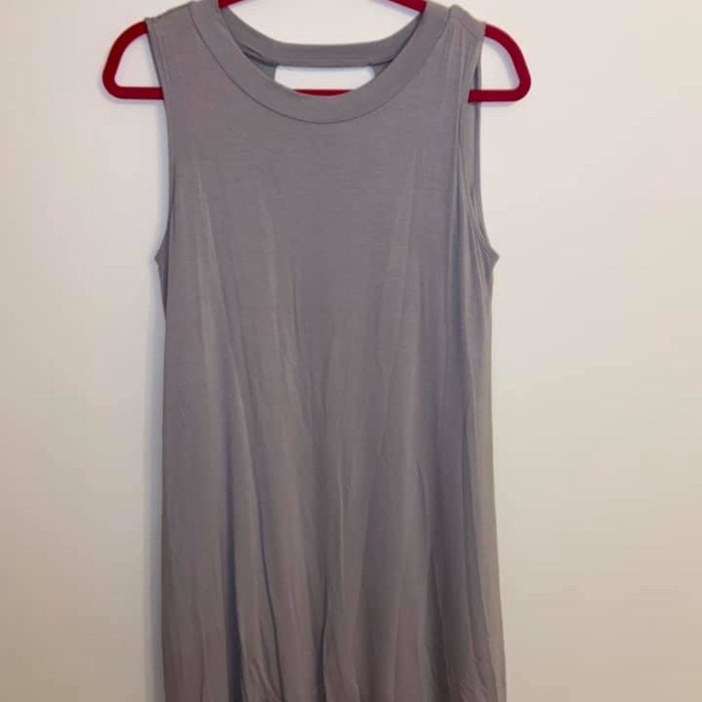 Gray shift dress with pockets